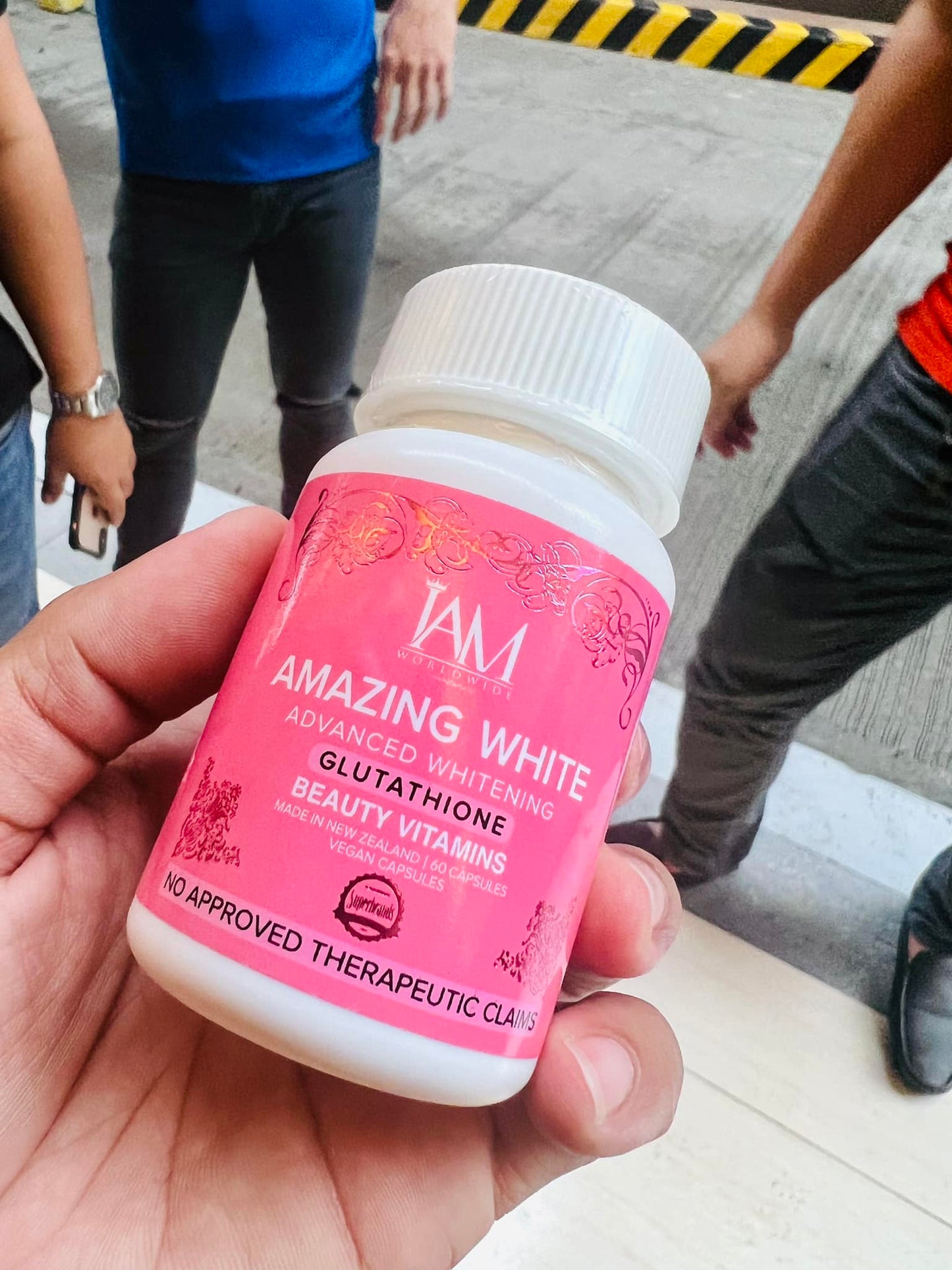 Amazing White | 1 bottle | 60 Capsules | Free Shipping | COD